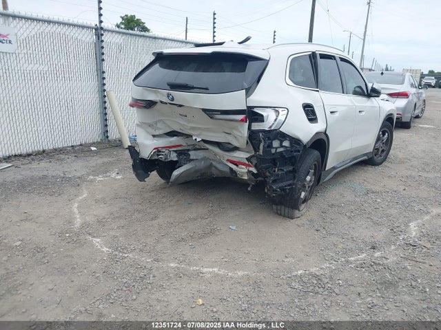BMW X1 2023 WBX73EF0XP5W07842 Image 21