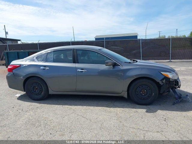 1N4AL3AP0HN349673 Nissan Altima