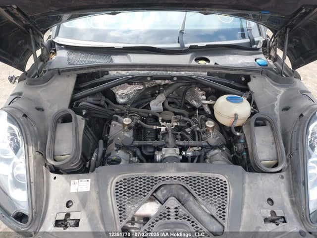 Porsche Macan 2016 WP1AB2A5XGLB42190 Image 10