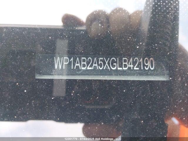 Porsche Macan 2016 WP1AB2A5XGLB42190 Image 19