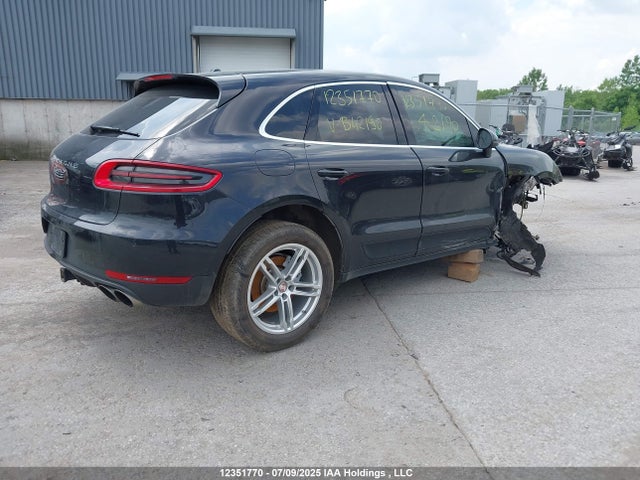 Porsche Macan 2016 WP1AB2A5XGLB42190 Image 4
