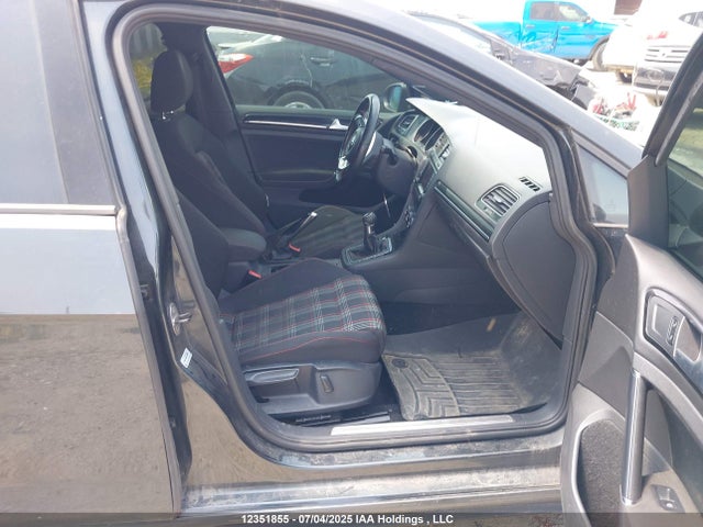 3VW5T7AU1FM003130 Volkswagen GTI