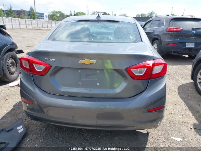 2019 Chevrolet Cruze Lt მანქანა იყიდება აუქციონზე, vin: 1G1BE5SM7K7103040, აუქციონის ნომერი: 12351864