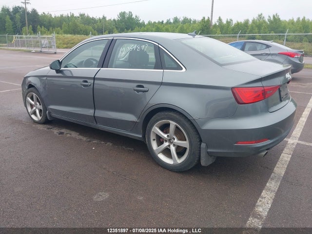 Audi A3 2015 WAUBFRFF7F1098399 Image 3