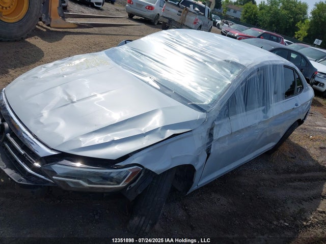 3VWC57BU6KM008267 Volkswagen 1.4 tsi