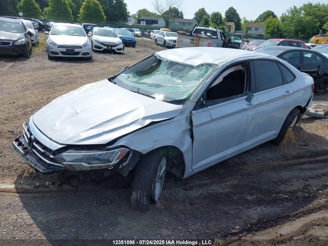 3VWC57BU6KM008267 Volkswagen 1.4 tsi