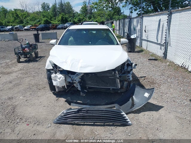 4T1BD1FK9HU203772 Toyota 2ar-fxe+2jm