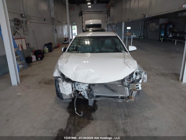 4T1BD1FK9HU203772 Toyota 2ar-fxe+2jm