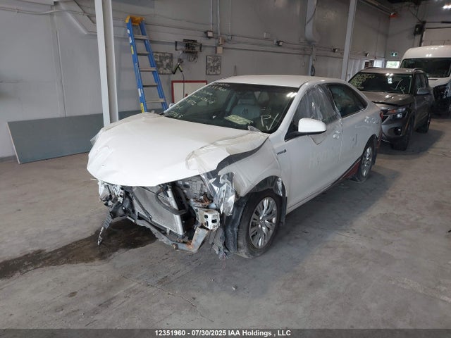 4T1BD1FK9HU203772 Toyota 2ar-fxe+2jm