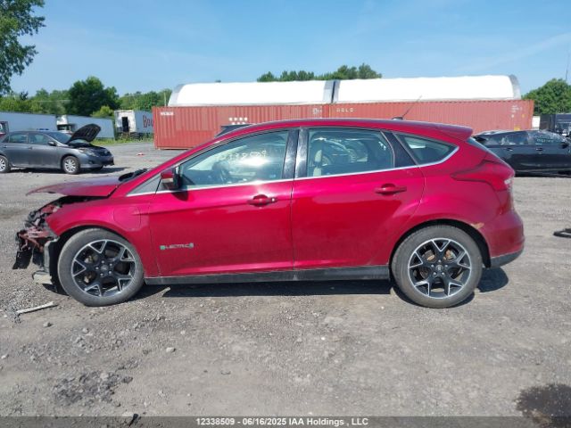 1FADP3R43HL320918 Ford 2017