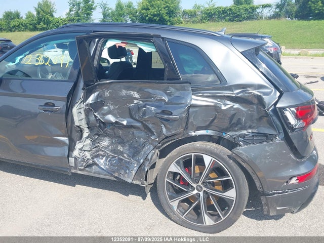 WA1A4AFY4P2143991 Audi SQ5