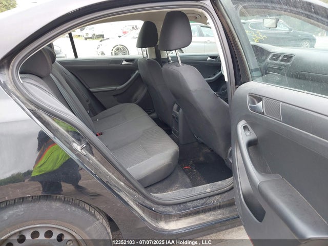 3VW2K7AJ4EM244089 Volkswagen Jetta