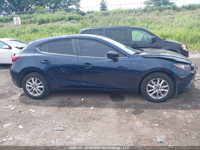 3MZBM1L74GM280585 Mazda pe