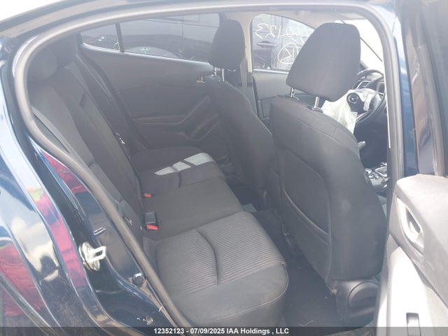3MZBM1L74GM280585 Mazda pe