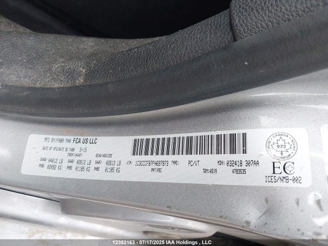 1C3CCCFB7FN697973 Chrysler 2015