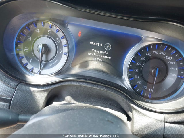 Chrysler 300 2016 2C3CCABG9GH277762 Image 7
