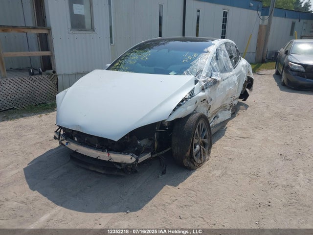 7SAXCDE54NF345741 Tesla MODEL X