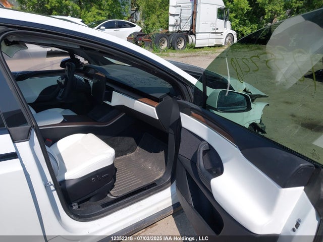 7SAXCDE54NF345741 Tesla MODEL X