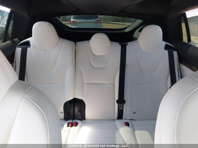 7SAXCDE54NF345741 Tesla MODEL X