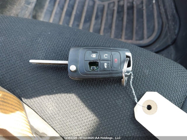 Chevrolet LUV 2015 1G1PC5SB5F7265278 Image 11