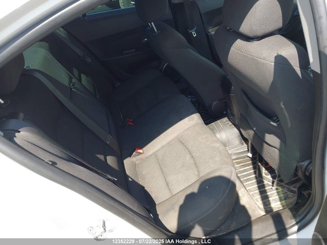 Chevrolet LUV 2015 1G1PC5SB5F7265278 Image 8