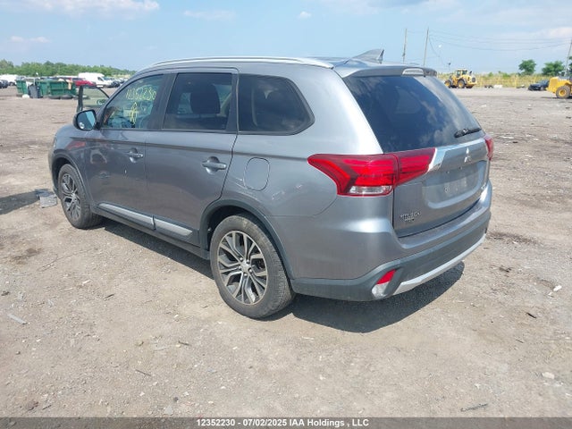 Mitsubishi mivec 2018 JA4AZ2A32JZ600248 Image 3