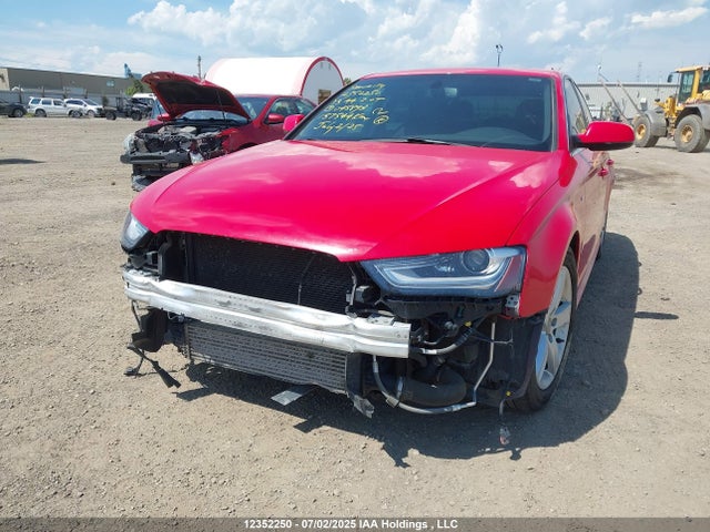 2013 Audi A4 2.0t Premium Plus მანქანა იყიდება აუქციონზე, vin: WAUKFCFL2DN045893, აუქციონის ნომერი: 12352250