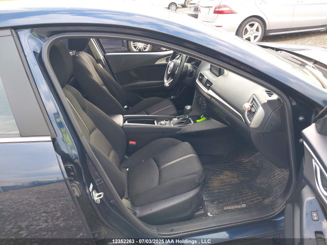 3MZBN1V77JM250241 Mazda pe