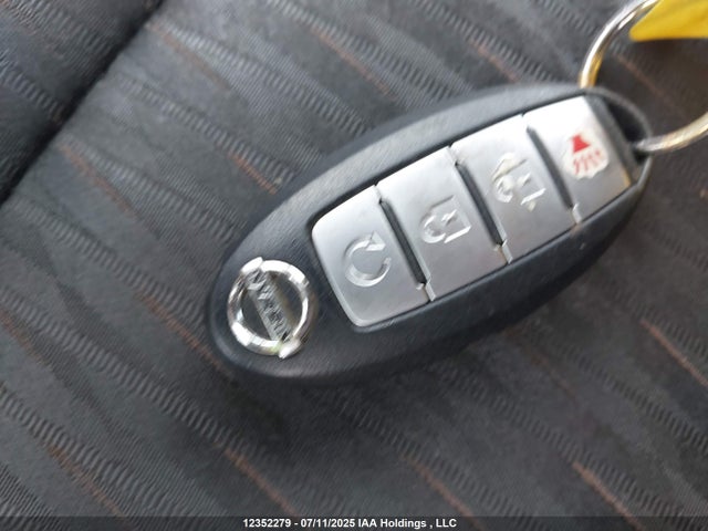 Nissan Rogue 2017 5N1AT2MV5HC739917 Image 11