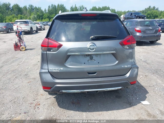Nissan Rogue 2017 5N1AT2MV5HC739917 Image 17