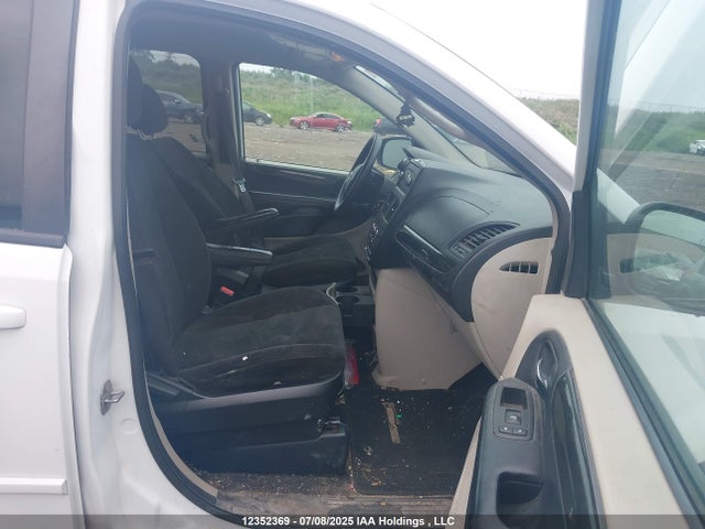 2C4RDGBG8GR367730 Dodge Grand Caravan