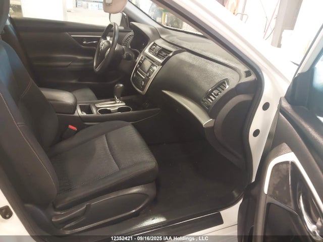 1N4AL3AP1GN373057 Nissan Altima