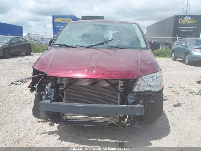 2C4RDGBG2HR877072 Dodge Grand Caravan