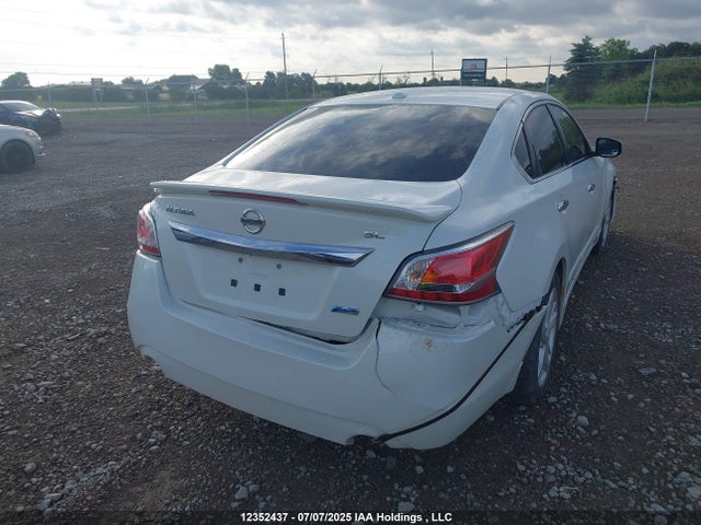1N4AL3AP3FN333061 Nissan Altima