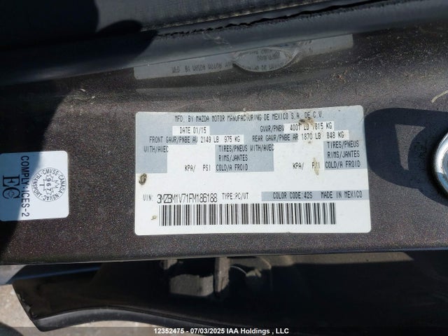3MZBM1V71FM186188 Mazda pe