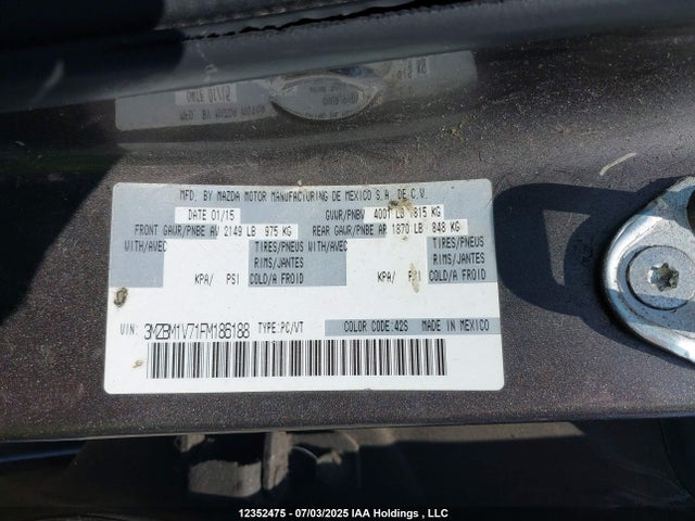 3MZBM1V71FM186188 Mazda pe