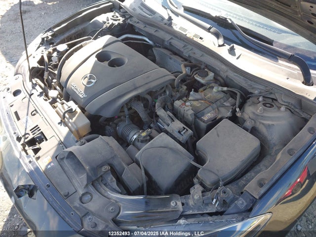 3MZBM1U75GM302754 Mazda pe