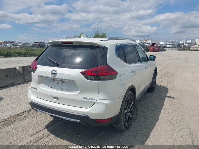 5N1AT2MV0HC785946 Nissan Rogue