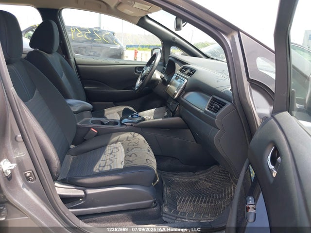 1N4AZ1CP6KC316180 Nissan 2019