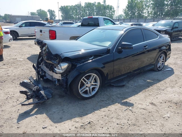WDDGJ4HB4EG315672 Mercedes-Benz 2014
