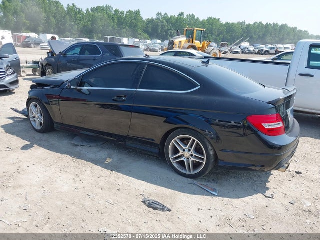 WDDGJ4HB4EG315672 Mercedes-Benz 2014