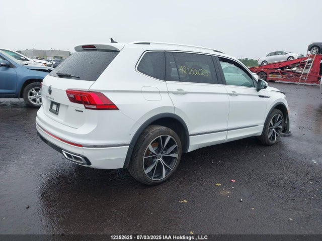 3VV4B7AXXNM157458 Volkswagen Tiguan