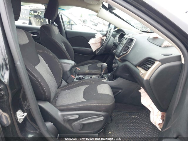 1C4PJMAS1GW365734 Jeep Cherokee