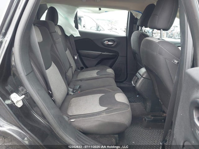 1C4PJMAS1GW365734 Jeep Cherokee