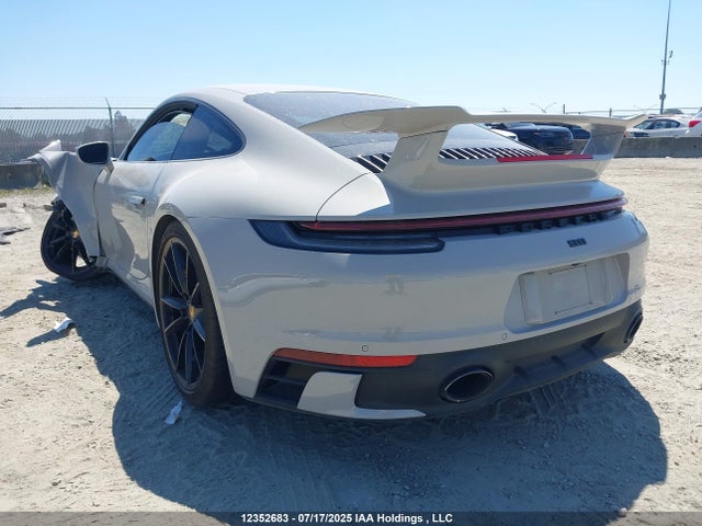 Porsche 911 2021 WP0AA2A98MS206073 Image 3