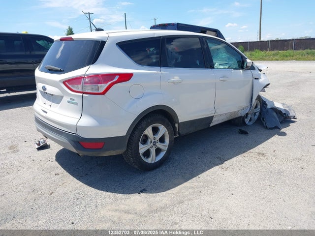 1FMCU0GX0EUD54276 Ford 2014
