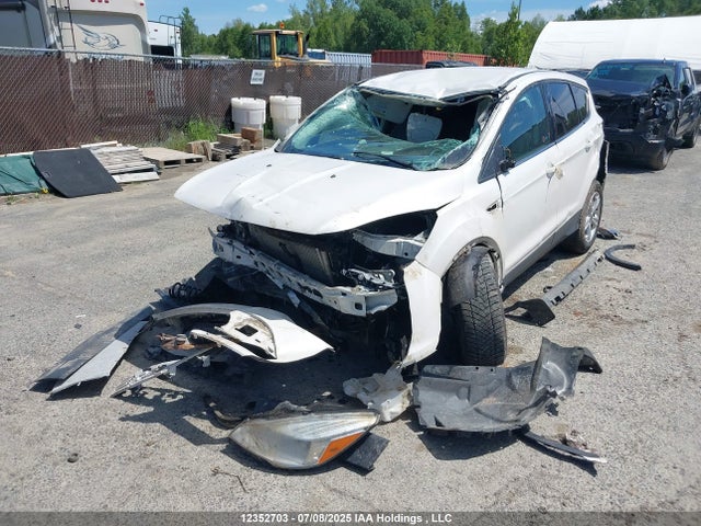 1FMCU0GX0EUD54276 Ford 2014