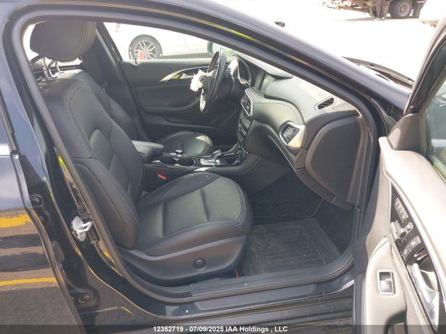 SJKCH5CP1JA050281 Infiniti m27020