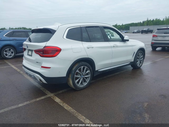 5UXTR9C55KLE21617 BMW X3