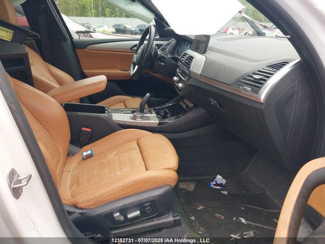 5UXTR9C55KLE21617 BMW X3